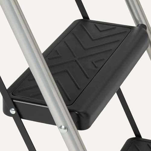 Amazon Basics Folding 3 Step Portable Ladder with Wide Anti-Slip Pedal, Black view 3