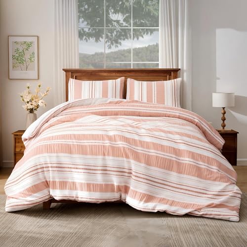 Amazon Basics 3-Piece Jacquard Microfiber Comforter and Pillow Sham Set, All-Season Bedding Set, Pink Striped, Full