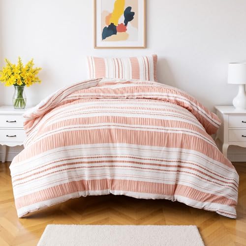 Amazon Basics Comforter Set, 2-Piece Jacquard Comforter and Pillow Sham, All-Season Bedding, Twin, Pink Striped view 2
