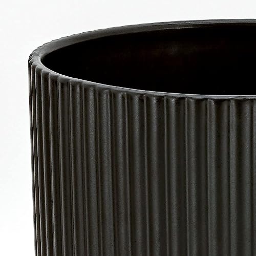 Amazon Basics Fluted Ceramic Round Planters with Drainage Hole, Indoor Outdoor Flower Pots, Assorted Sizes 6, 8, 10 inch, Set of 3, Black view 3