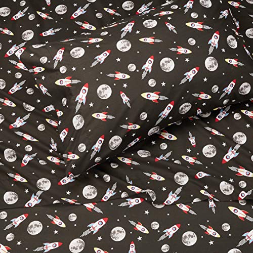 Amazon Basics Kid's Soft Easy-Wash Lightweight Microfiber 3-Piece Sheet Set, Toddler, Multi Colour, Space Rockets