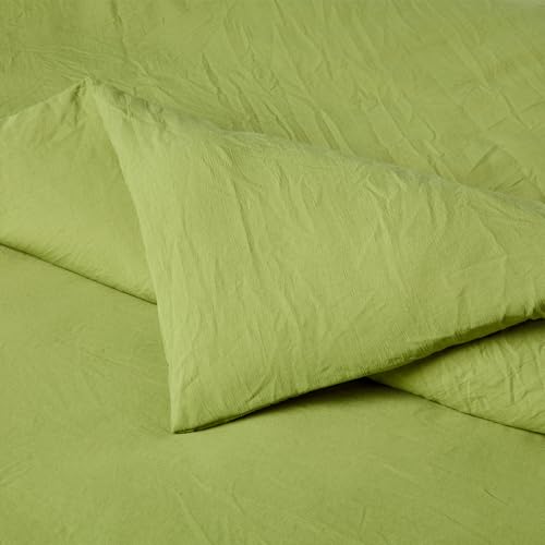 Amazon Basics Soft Brushed Microfiber Comforter Set, Extra Soft with Natural Texture, 3-Piece, Queen/Full, Green, Machine Washable view 3