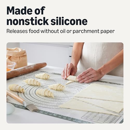 Amazon Basics Nonstick Silicone Pastry Baking Mat with Measurements, BPA-Free, Oven-Safe, Extra Large 20 x 28 in view 3