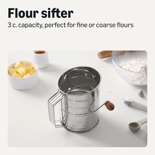 Amazon Basics Stainless Steel Flour Sifter, 3 Cup Capacity for Fine or Coarse Flour, Dishwasher-Safe view 2