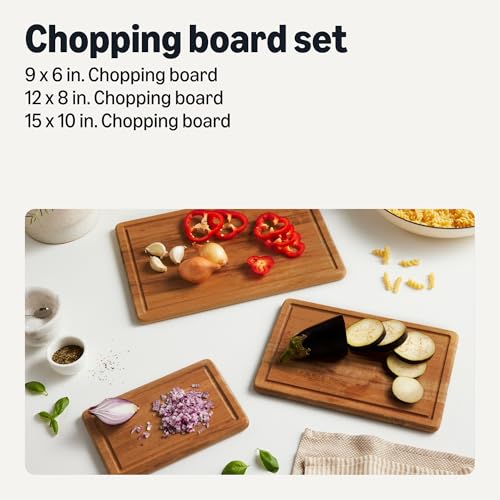 Amazon Basics Wooden Chopping Boards, 3-Piece Set, Acacia Wood, Pre-Oiled with Juice Groove view 2